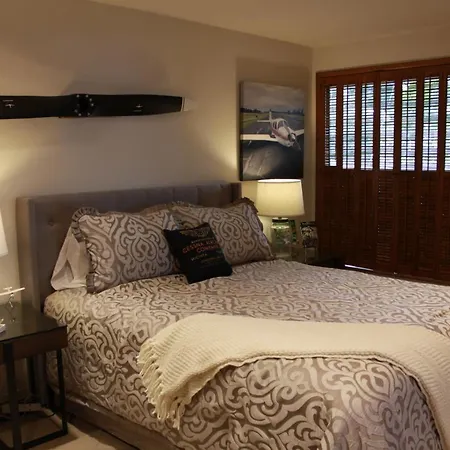 Crash Pad Bed And Breakfast Port Angeles Exterior photo